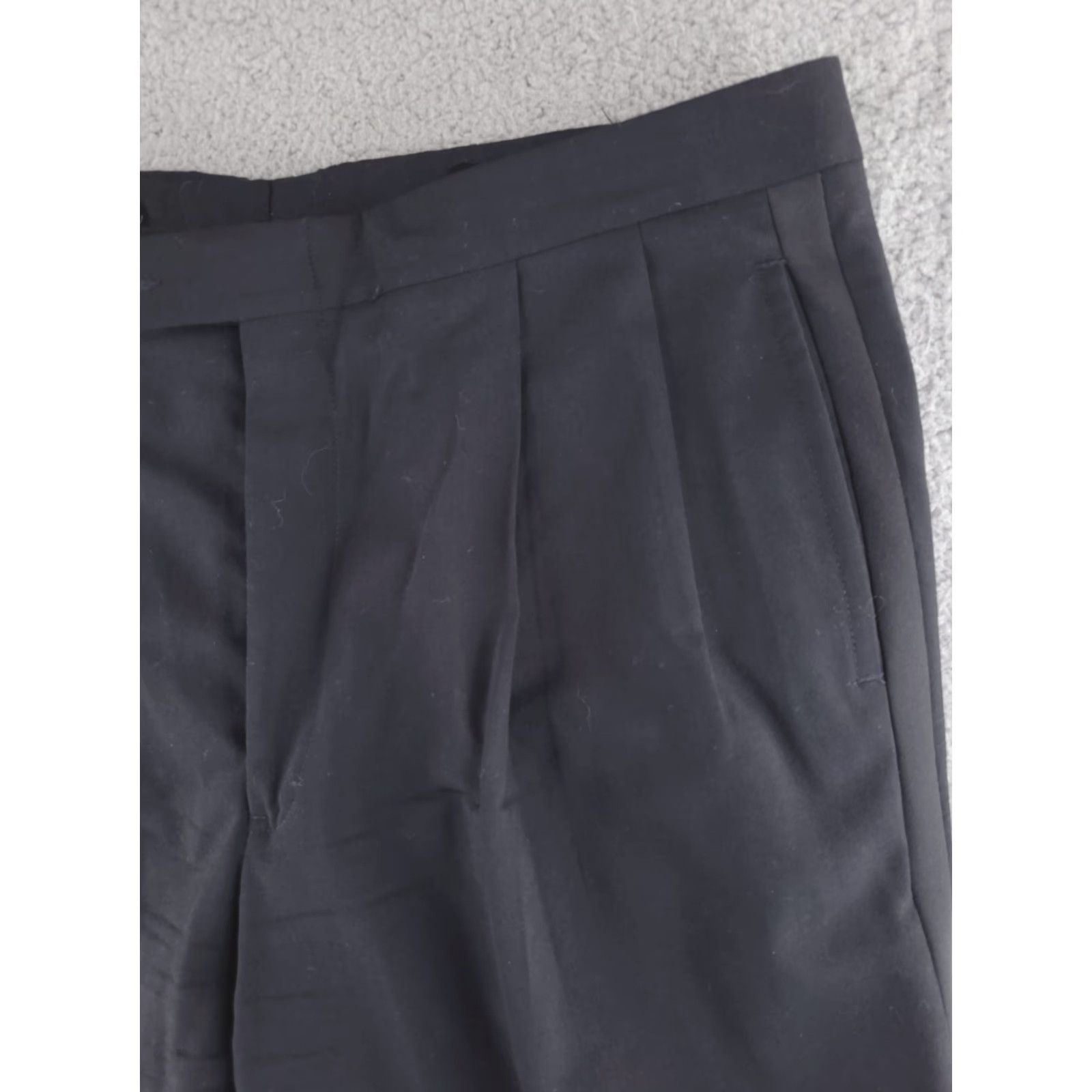 Vintage Unbranded 100% Wool Dress Pants Mens 36x30 Black Pleated Wool Dress Pants Mens 36 Black Size US 36 / EU 52 - 3 Thumbnail