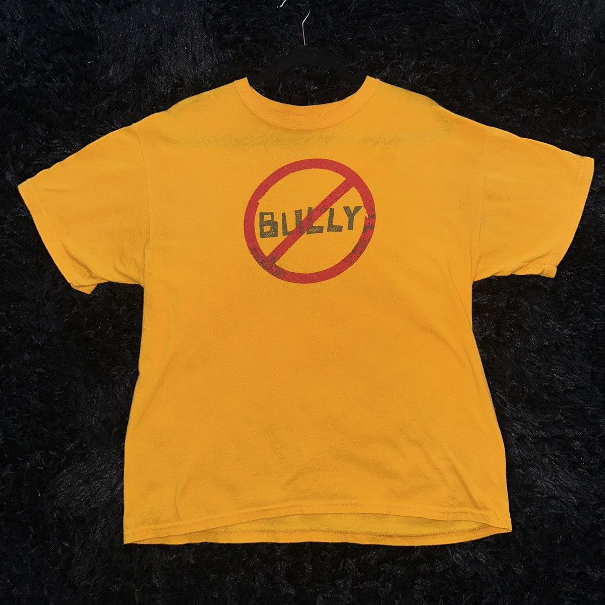Gildan × Vintage Vintage Stop Bullying Shirt Yellow Size Large Size US L / EU 52-54 / 3 - 1 Thumbnail