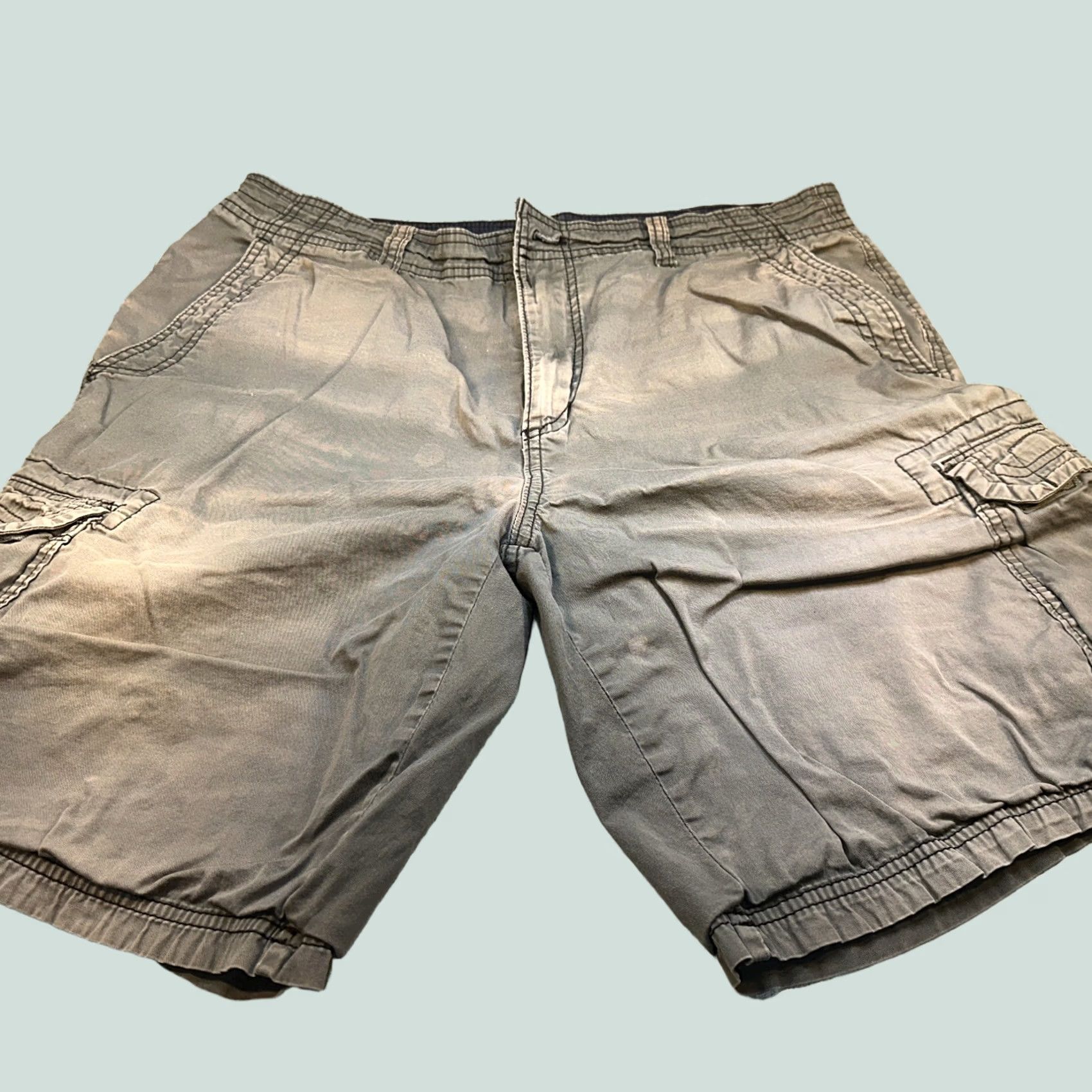 Union LA VINTAGE Men’s Union Bay cargo shorts baggy Brown 38 Cargo Men Regular Size 38 Size US 38 / EU 54 - 1 Thumbnail