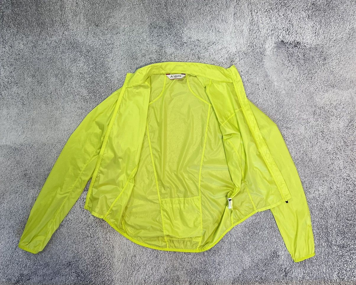 Other Vaude Air Jacket III Eco Packable Windbreaker Red Men’s 48/S Size US M / EU 48-50 / 2 - 10 Thumbnail
