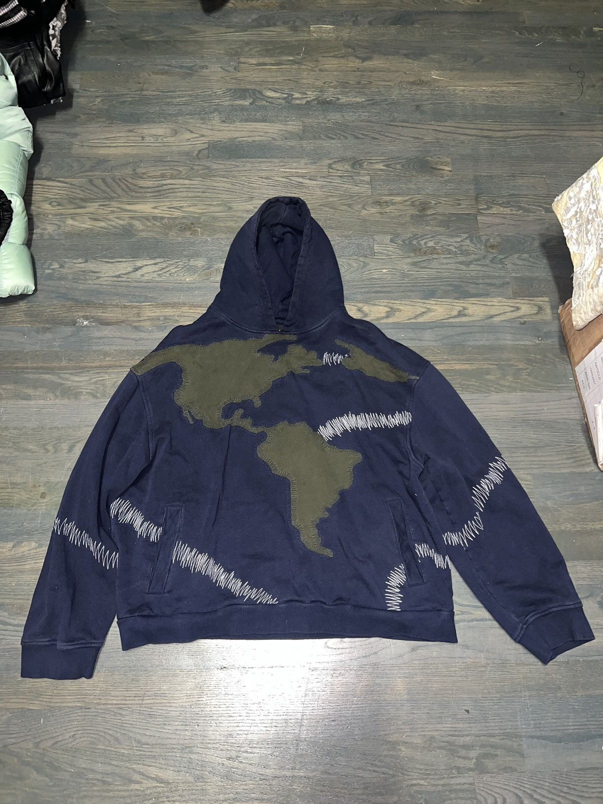 Who Decides War Who decides war earth hoodie Size US L / EU 52-54 / 3 - 1 Thumbnail