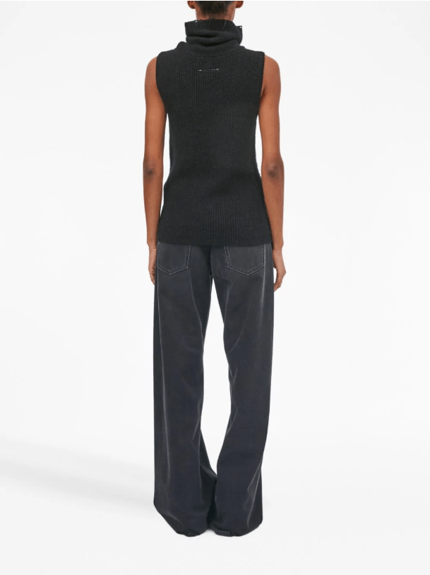 Maison Margiela BNWT AW23 MAISON MARGIELA MM6 DISTRESSED SWEATER XS Size XS / US 0-2 / IT 36-38 - 15 Thumbnail