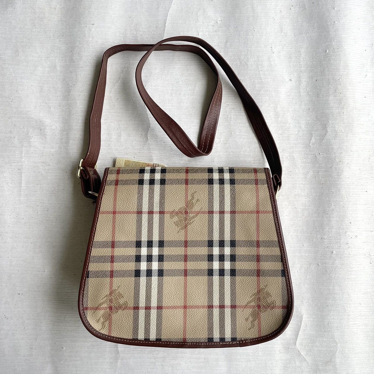 Burberry × Leather × Vintage 🔥 Vintage Burberry Nova Check Hayamarket Crossbody Size ONE SIZE - 9 Thumbnail