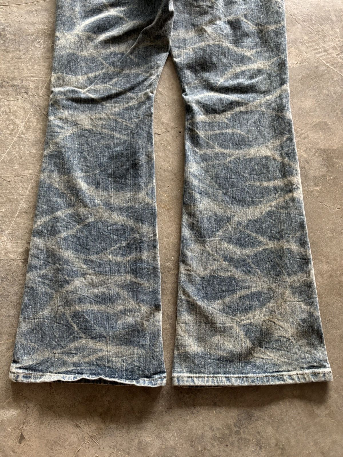 If Six Was Nine Flared glitter whiskered honeycomb fade style japanese denim Size US 30 / EU 46 - 16 Thumbnail