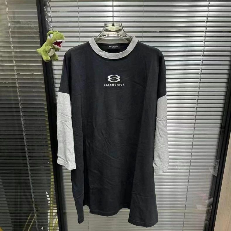 Balenciaga Balenciaga Destruction style double-ring small logo short Size US M / EU 48-50 / 2 - 1 Thumbnail