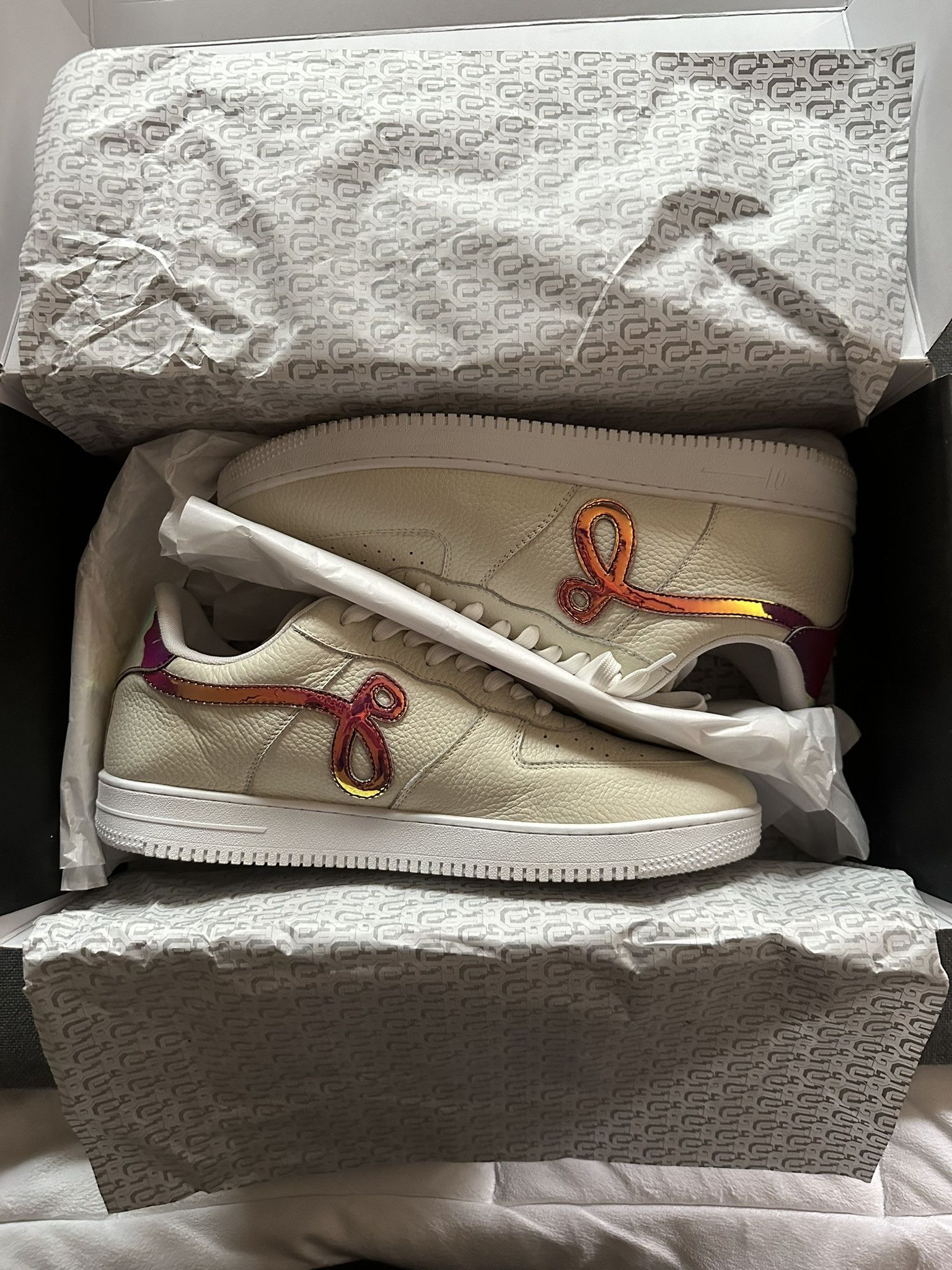 image of John Geiger Gf 01 Iridescent Swoosh Sample Shoes in Off/White Pebbled Leather, Men's (Size 14)