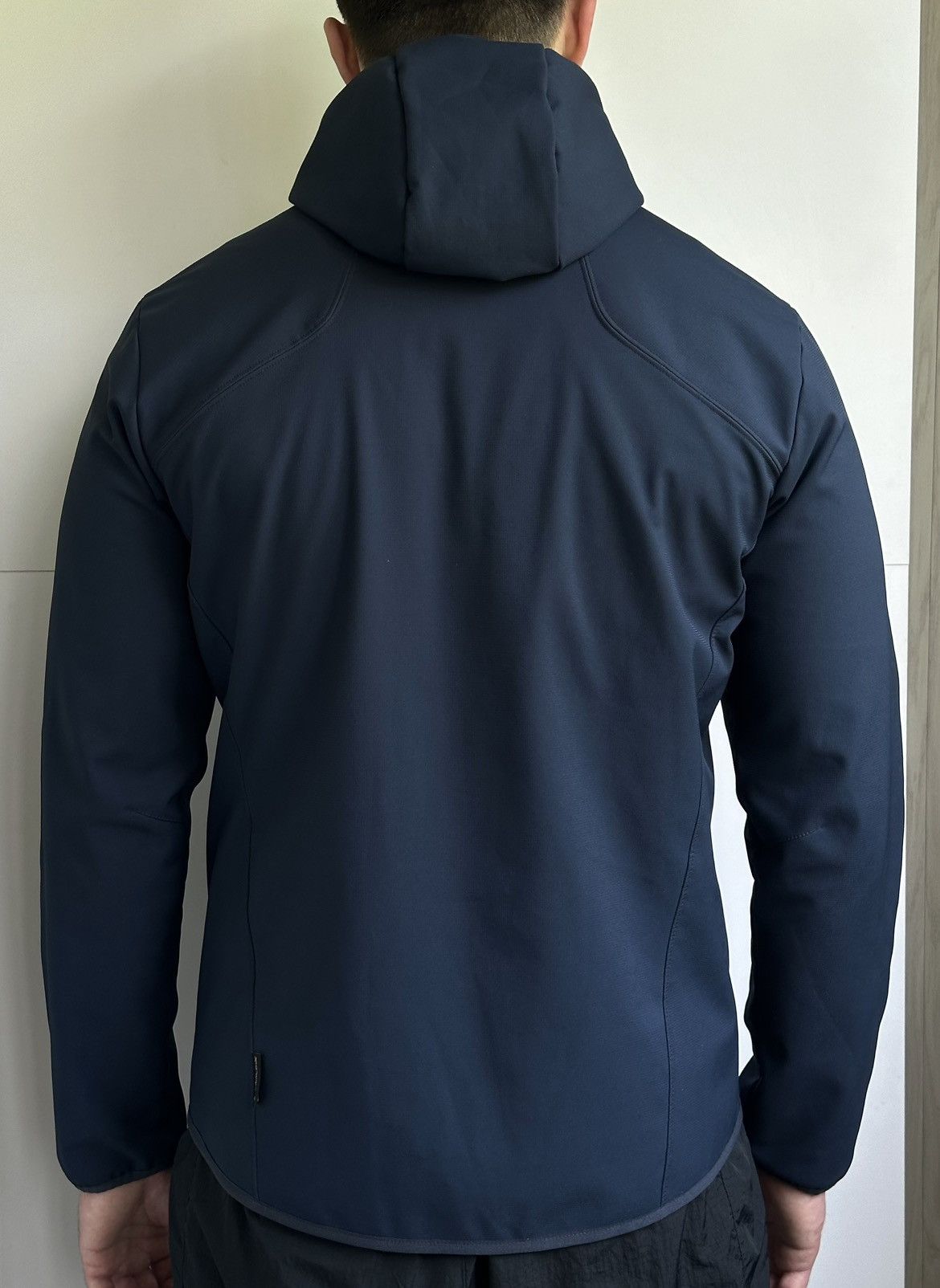 Jack Wolfskin Jack Wolfskin Northern Point Men’s Softshell Hoodie Size L Size US L / EU 52-54 / 3 - 5 Thumbnail