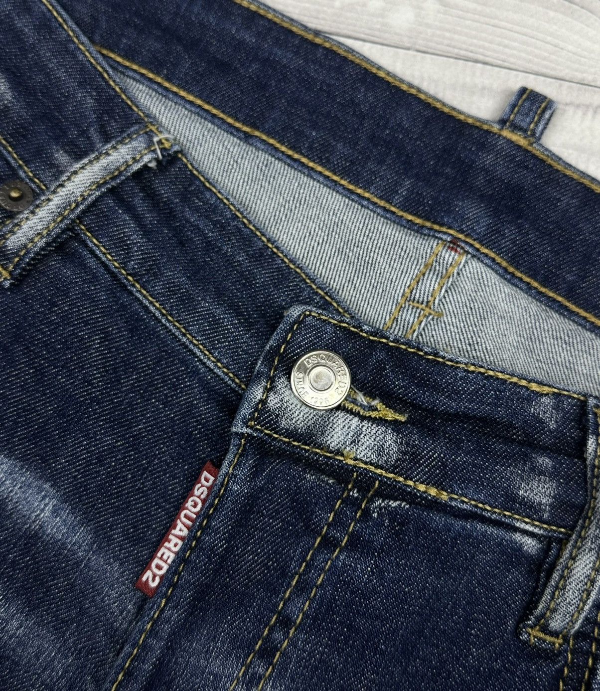 Dsquared2 Dsquared 2 Denim Shorts Size 48 ( M) With Scuffs and Paint Size US 32 / EU 48 - 5 Thumbnail