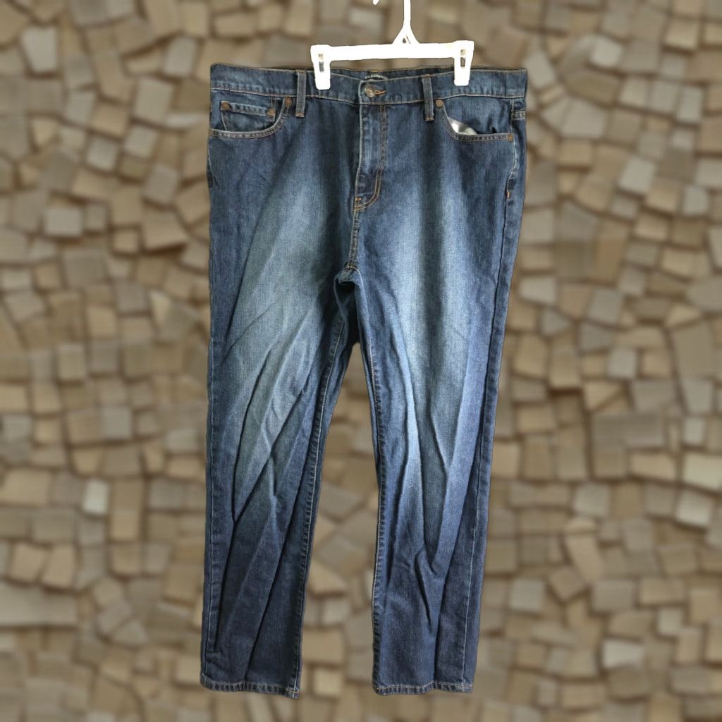Denime Bass Camden Straight Mens Sz 38x34 Mid Rise Straight Leg Medium Wash Denim Jeans Size US 38 / EU 54 - 1 Thumbnail
