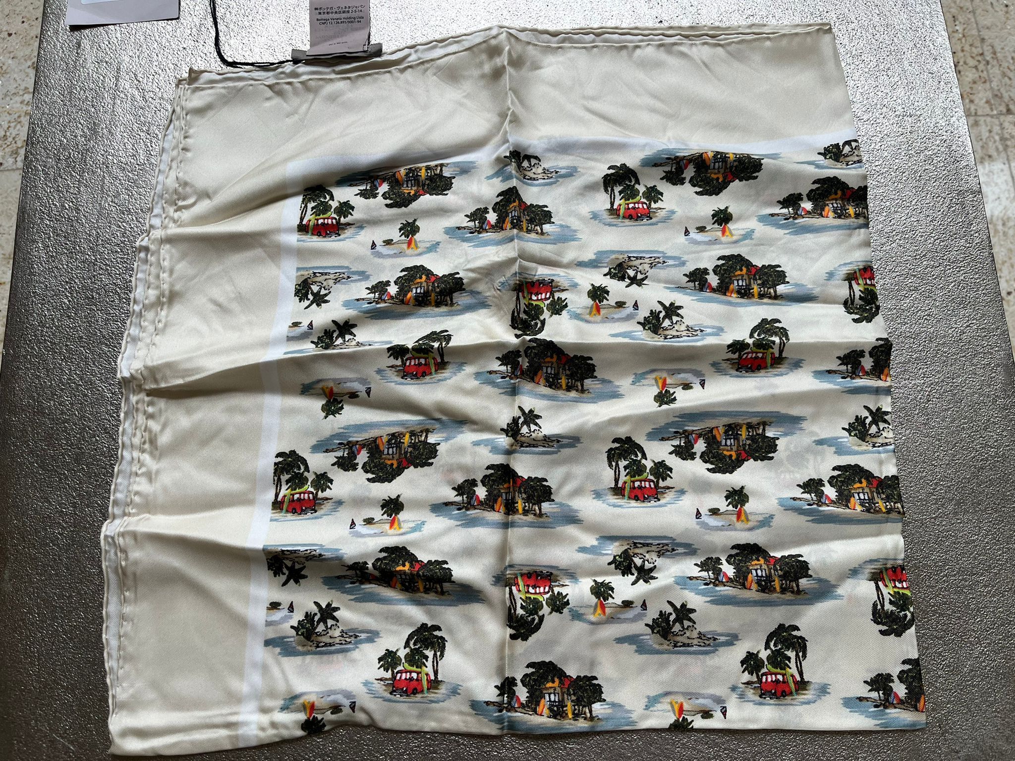 Hawaiian Foulard Scarf in Multicolor