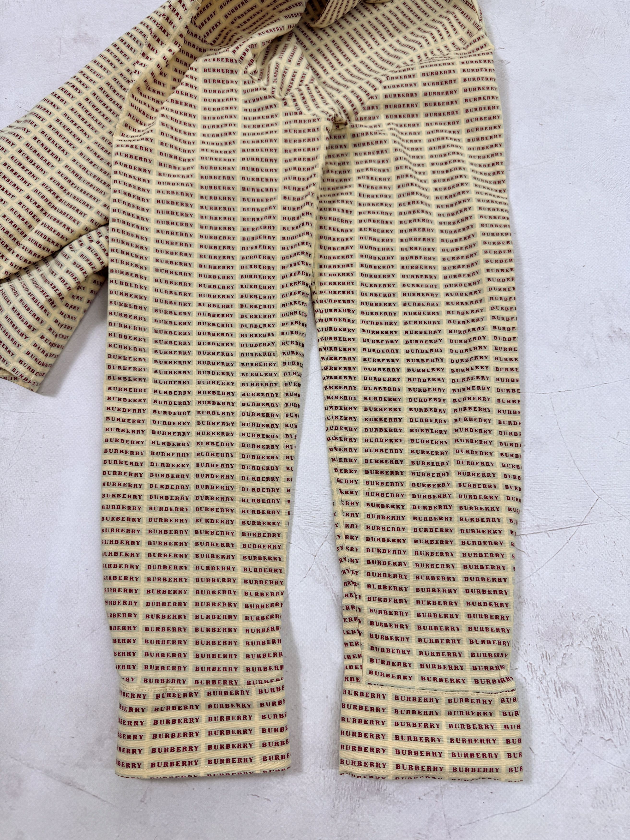 Burberry Vintage Burberry London Shirt Blouse Monogram Logo Women Size L / US 10 / IT 46 - 14 Thumbnail