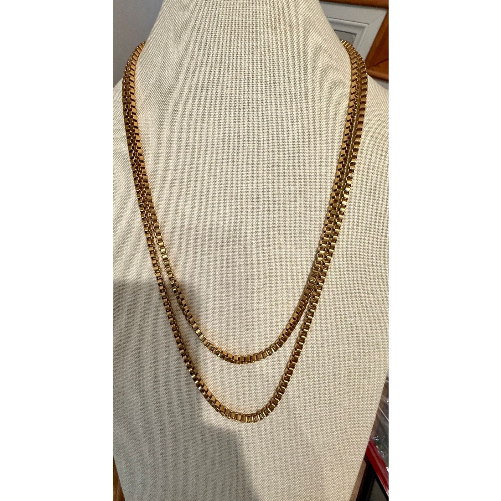 Monet Vintage Monet Chunky Box Runway Chain 53” Gold Tone Size ONE SIZE - 1 Thumbnail