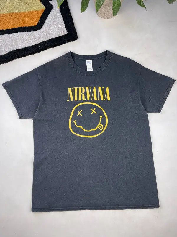 Band Tees Adachi x Mao Vintage Nirvana Smile Kurt Cobain Black Tee Size US L / EU 52-54 / 3 - 6 Thumbnail