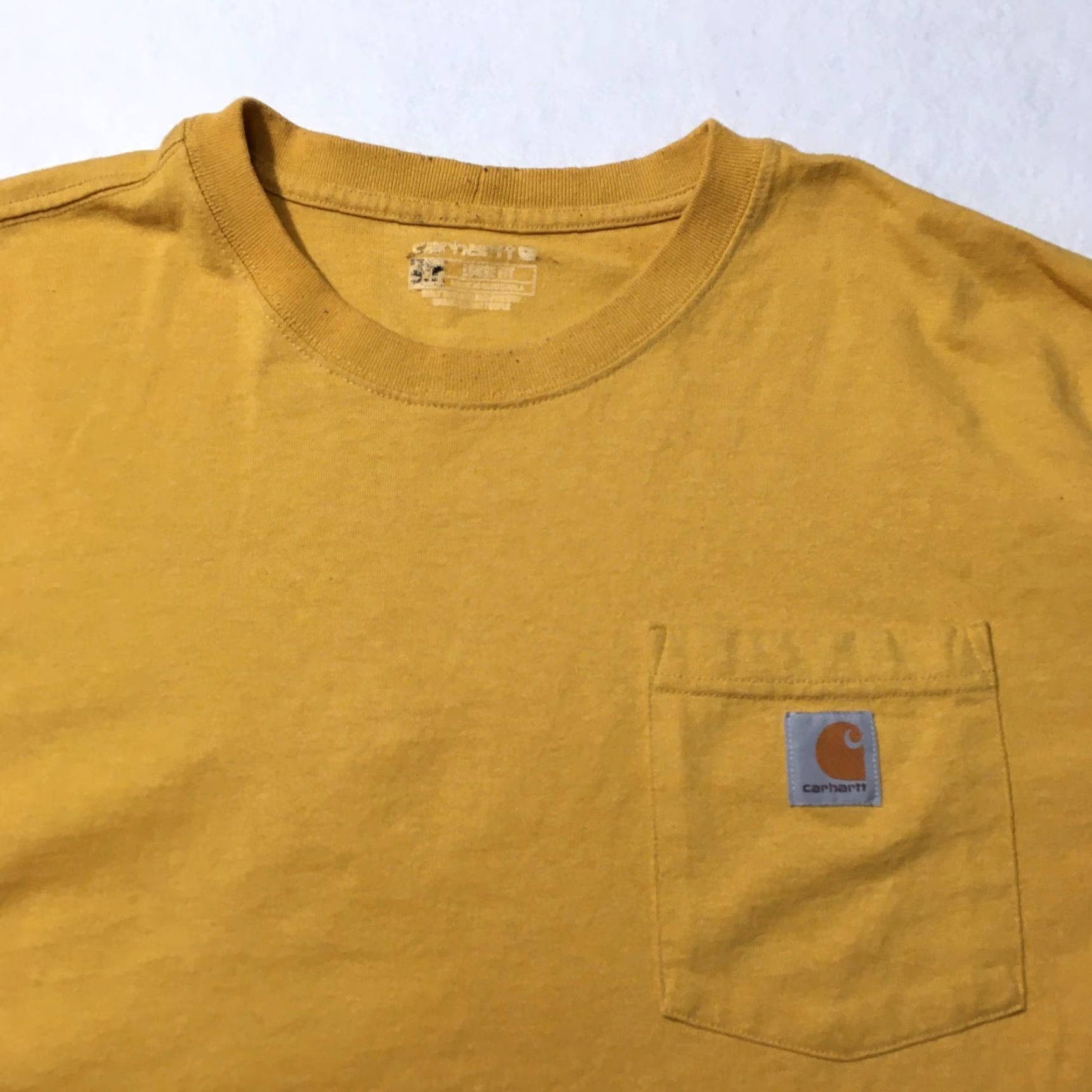 Carhartt Carhartt T-Shirt Men’s XL Yellow Pocket Crew Neck Short Sleeve Easy Care All Seasons Vintage? No, Regular Fit Size US XL / EU 56 / 4 - 2 Thumbnail