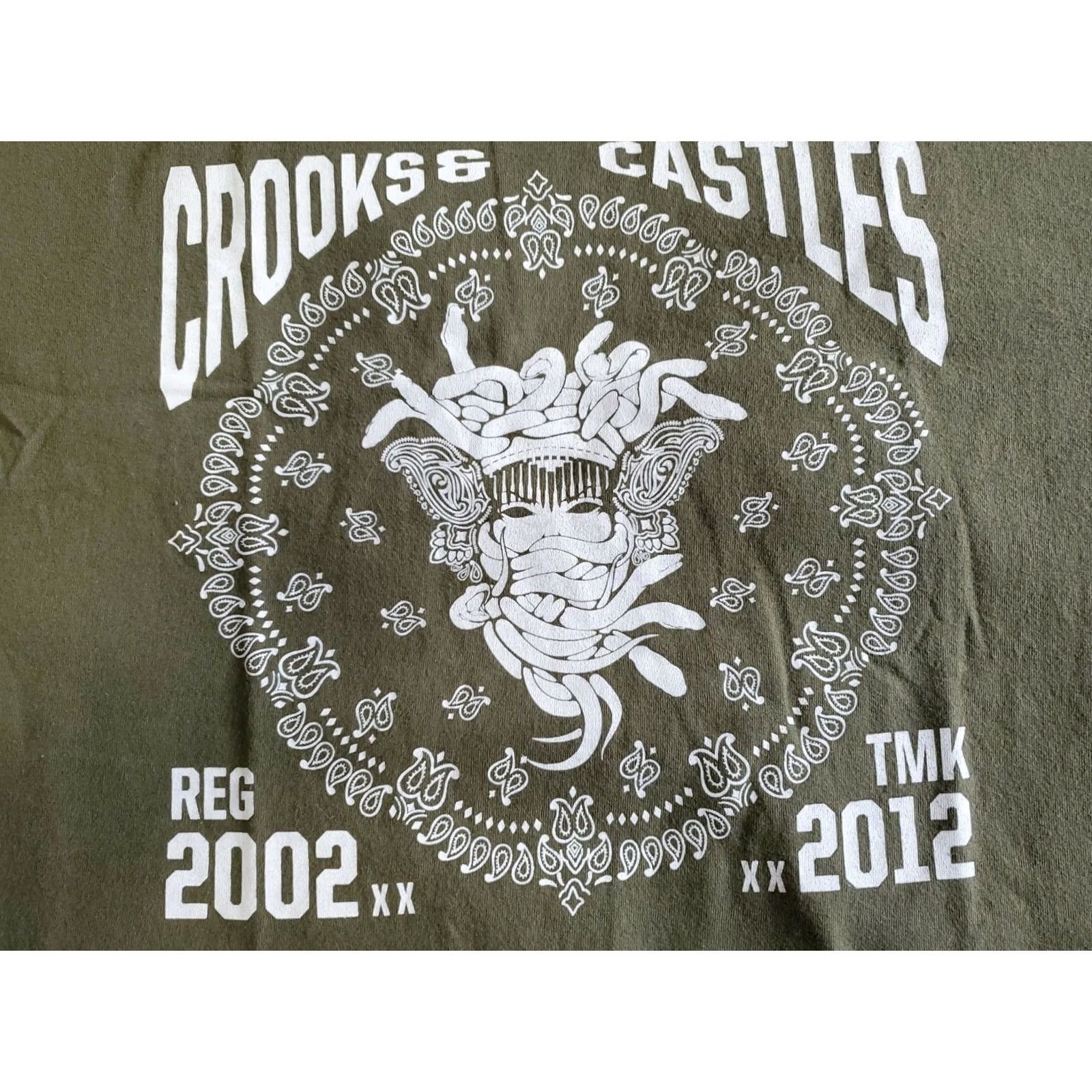 Crooks & Castles Crooks & Castles Medusa T-Shirt Mens Medium Crew Neck Short Sleeve Green Cotton Logo Print Shirt HMNSGY0s Size US M / EU 48-50 / 2 - 4 Thumbnail