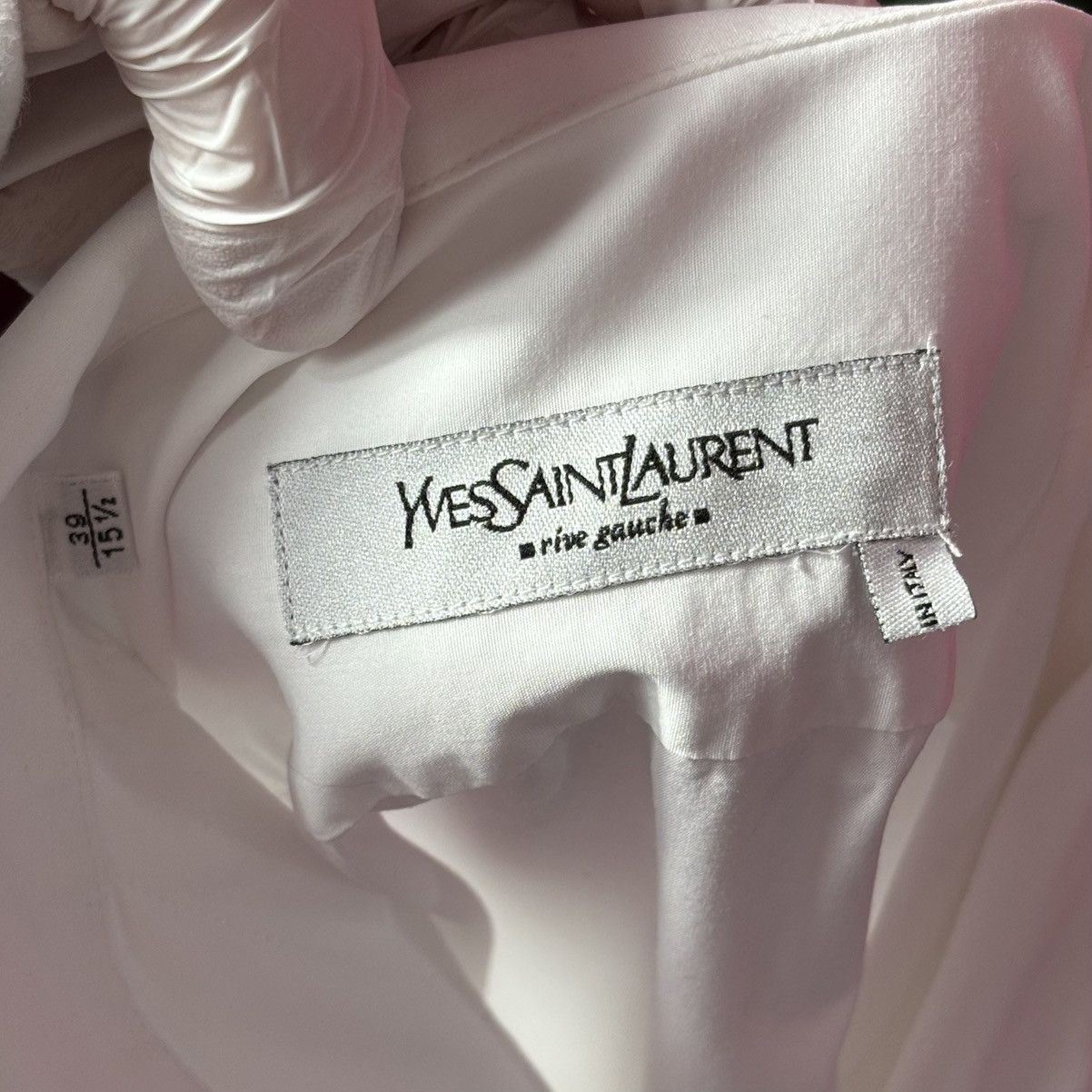 Yves Saint Laurent Yves Saint Laurent rive gauche white dress code shirt L size Size US L / EU 52-54 / 3 - 19 Thumbnail