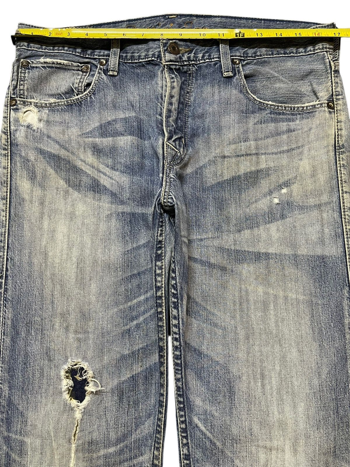 Levi's Vintage 90s Levis 202 Buckle Blue Faded Wash Style Jeans Size US 33 - 12 Thumbnail