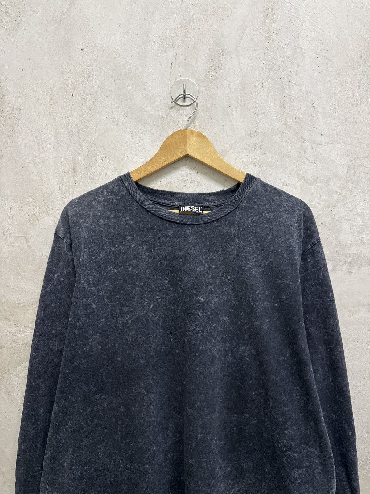 Diesel 2000s Archive Diesel LS Distressed Tees Size US L / EU 52-54 / 3 - 2 Thumbnail