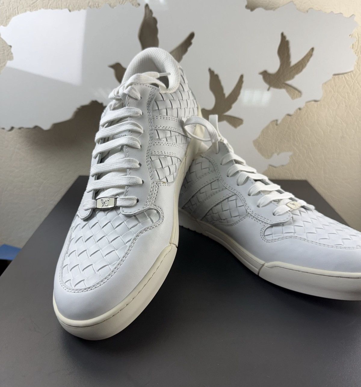 NEW* BOTTEGA VENETA Intreciatto Leather Woven Sneakers White