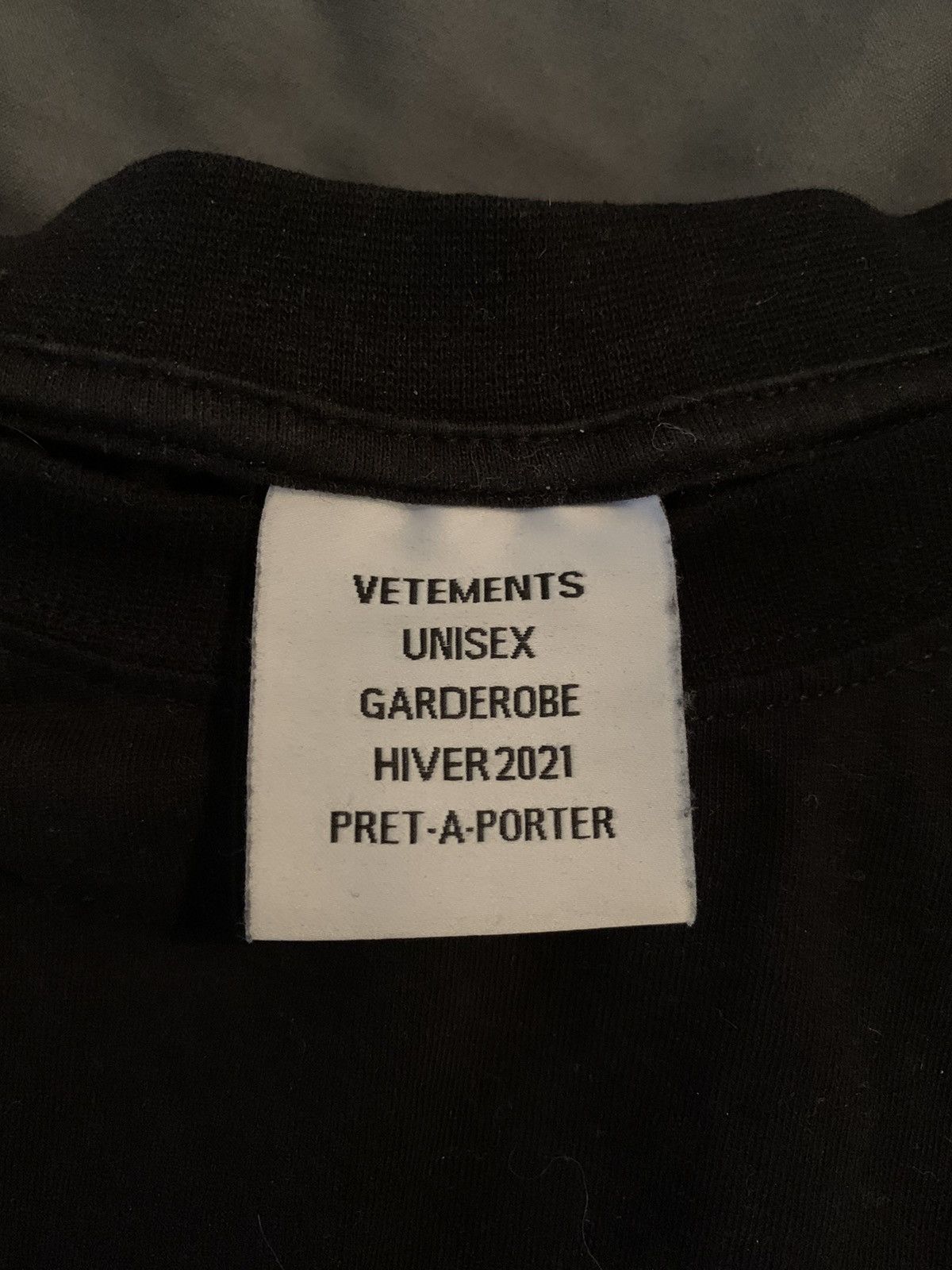Vetements Vetements Antwerpen Screwed T Size US L / EU 52-54 / 3 - 8 Thumbnail