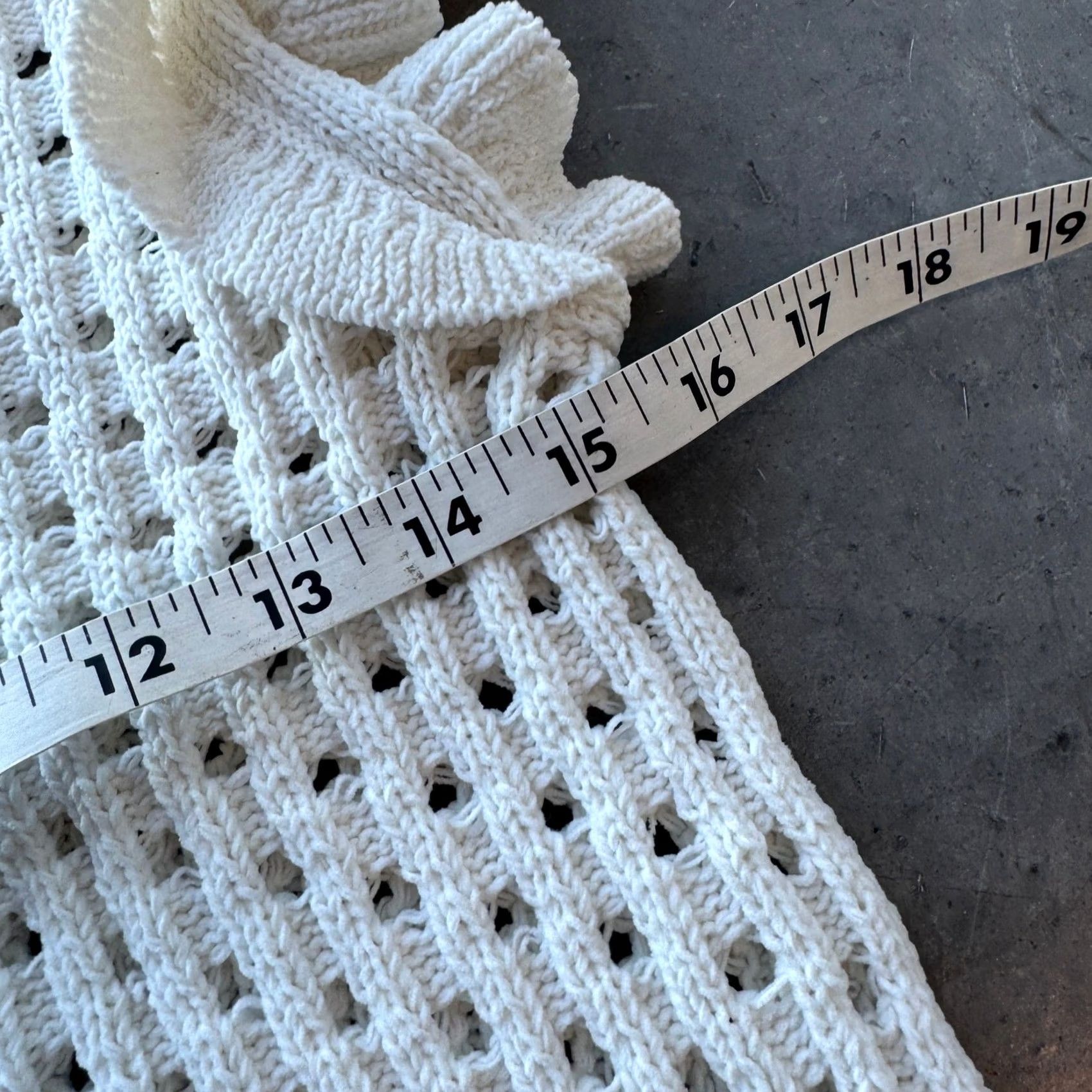 DKNY DKNY Jeans Ruffle Trim Beige Knit Sweater Chenille Pointelle Women's Small NWT Crew Neck Open-Knit Flutter Sleeve Casual Pullover All Seasons Size S / US 4 / IT 40 - 4 Thumbnail