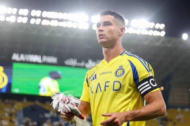 Adidas Al Nassr home 2024/2025 cristiano ronaldo jersey football Size US L / EU 52-54 / 3 - 15 Thumbnail