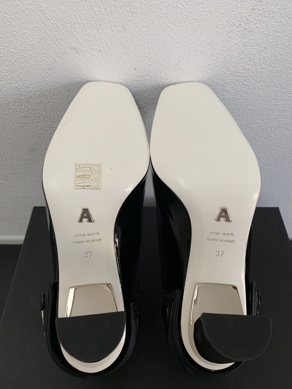 1017 ALYX 9SM Alyx Black Vernice Aw Moto Heel Size US 7 / IT 37 - 18 Thumbnail