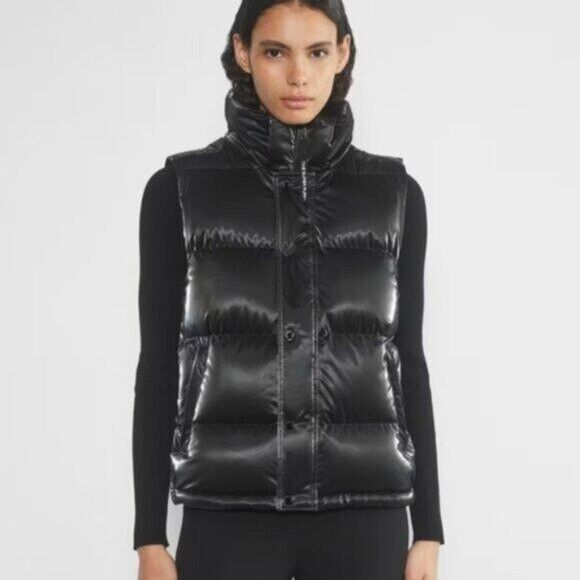 Aritzia Aritzia the super puff™ vest Size XS / US 0-2 / IT 36-38 - 1 Thumbnail