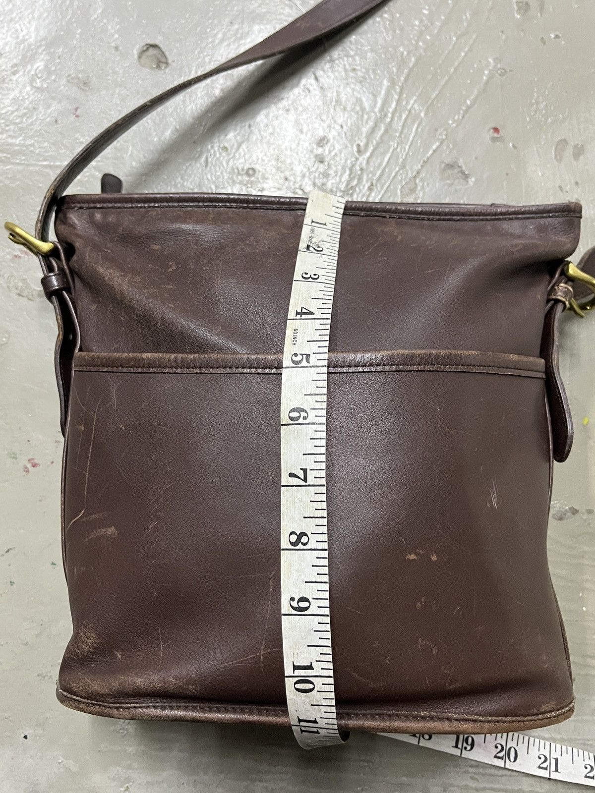 Coach Coach Vintage Tanned Patina Cowhide Leather Bucket Bag Size ONE SIZE - 20 Thumbnail