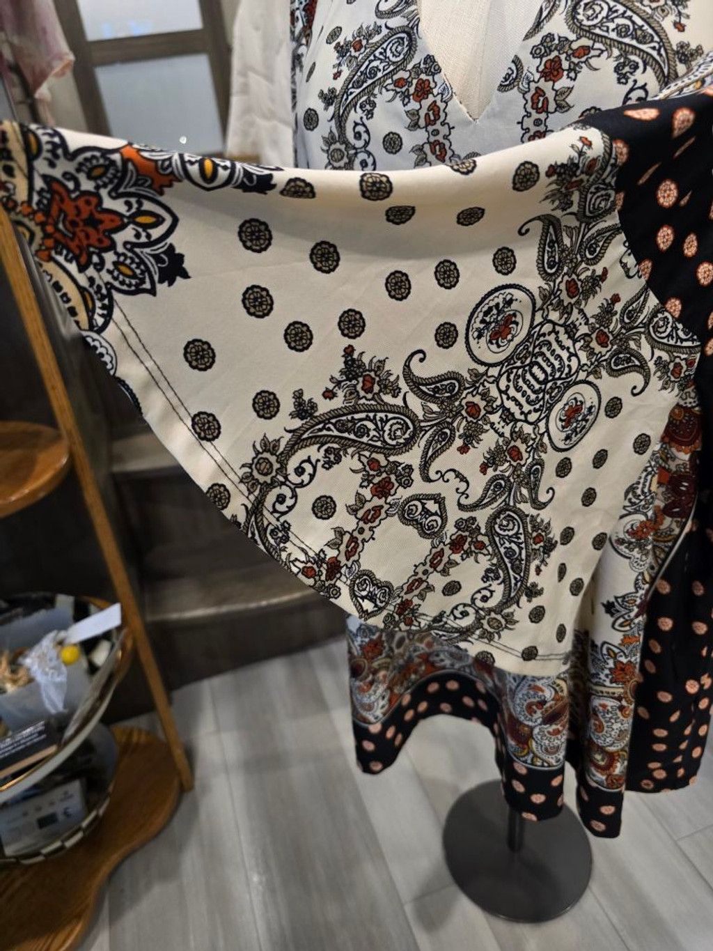 Other Women's Melissa Paige Tunic 3X White Black Paisley Polka Dot Size 3XL / US 20-22 - 8 Thumbnail