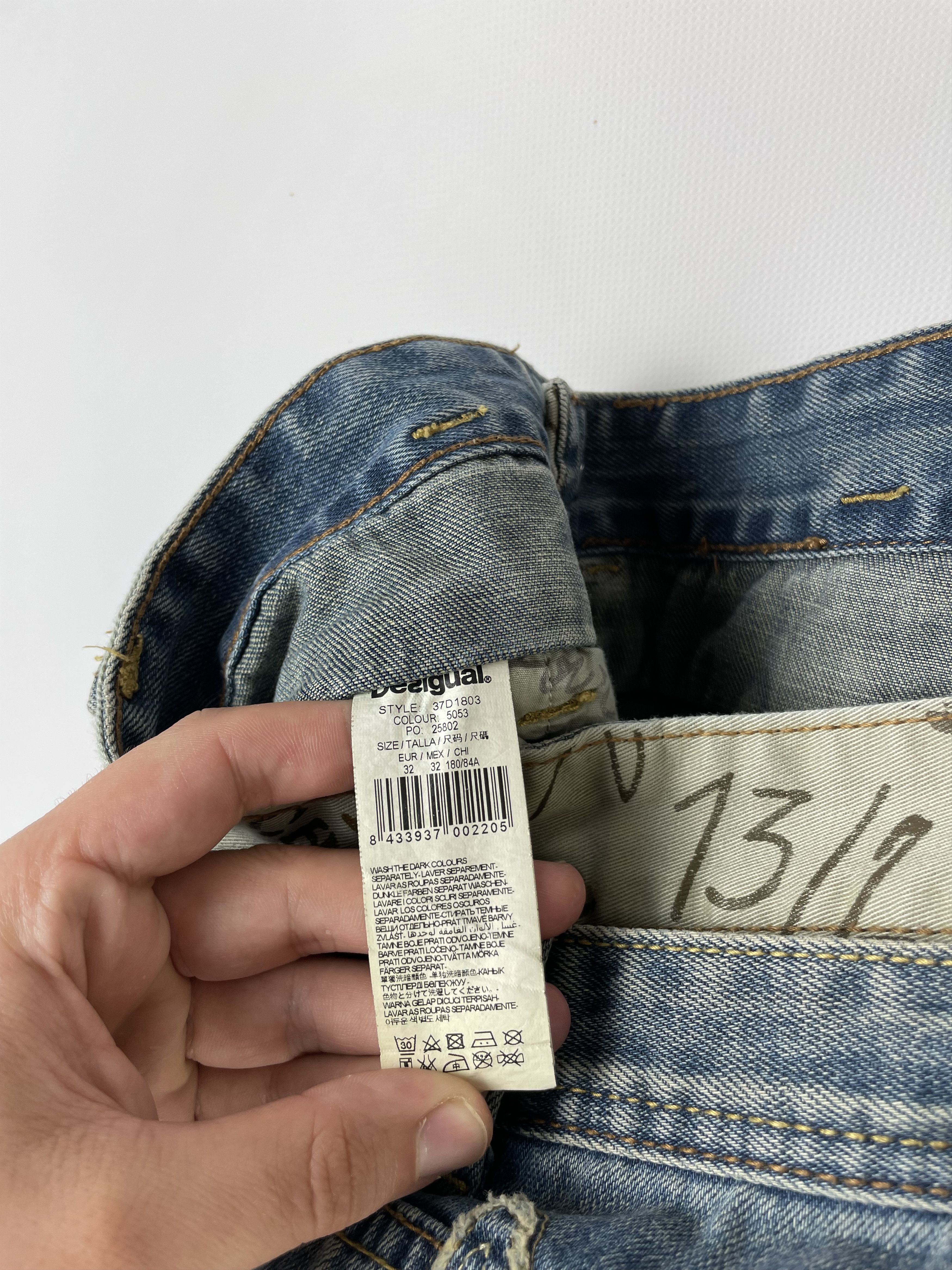 Desigual Vintage Desigual Big Logo Jeans Denim Pants Y2K 90s Size US 32 / EU 48 - 9 Thumbnail
