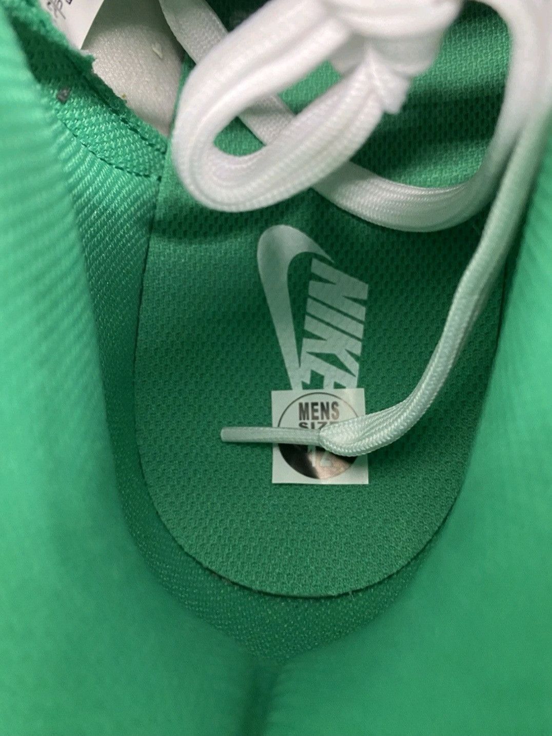 Nike Nike Dunk High White Stadium Green New DS Damaged Box Size US 12 / EU 45 - 9 Thumbnail