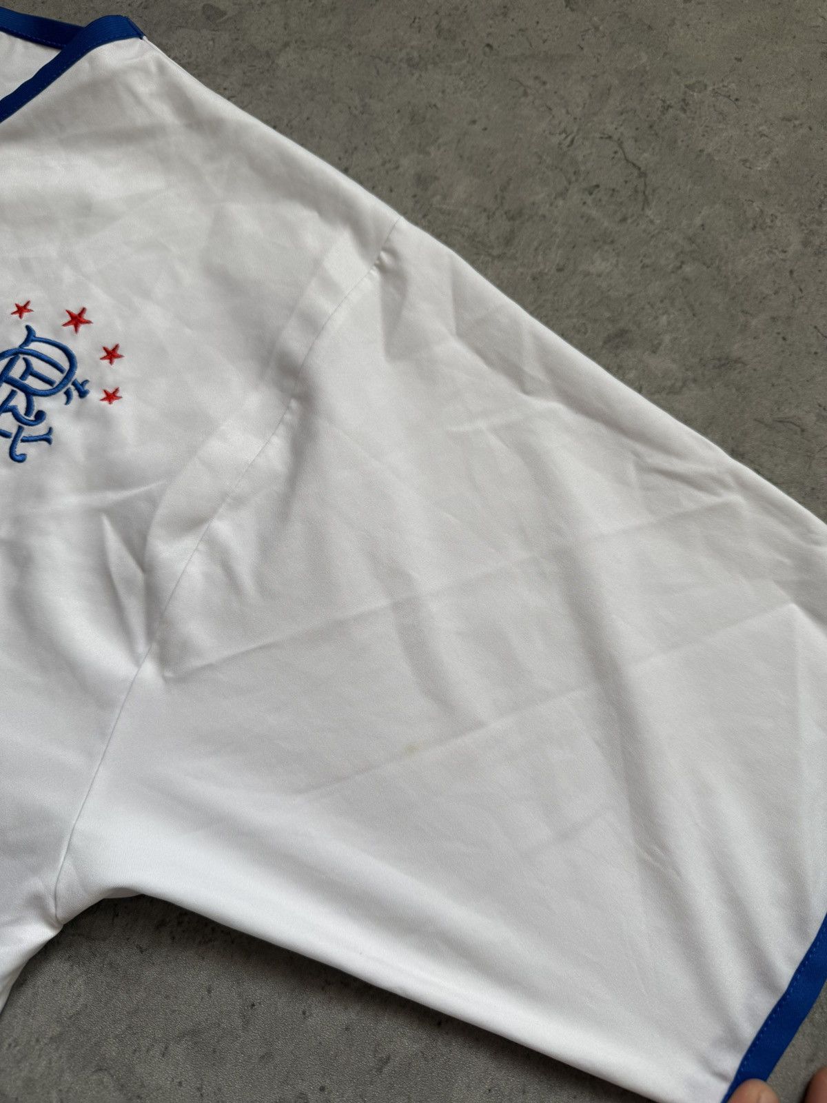 Diadora × Vintage Glasgow Rangers FC Football Shirt 2004-2005 Diadora Jersey Size US M / EU 48-50 / 2 - 4 Thumbnail