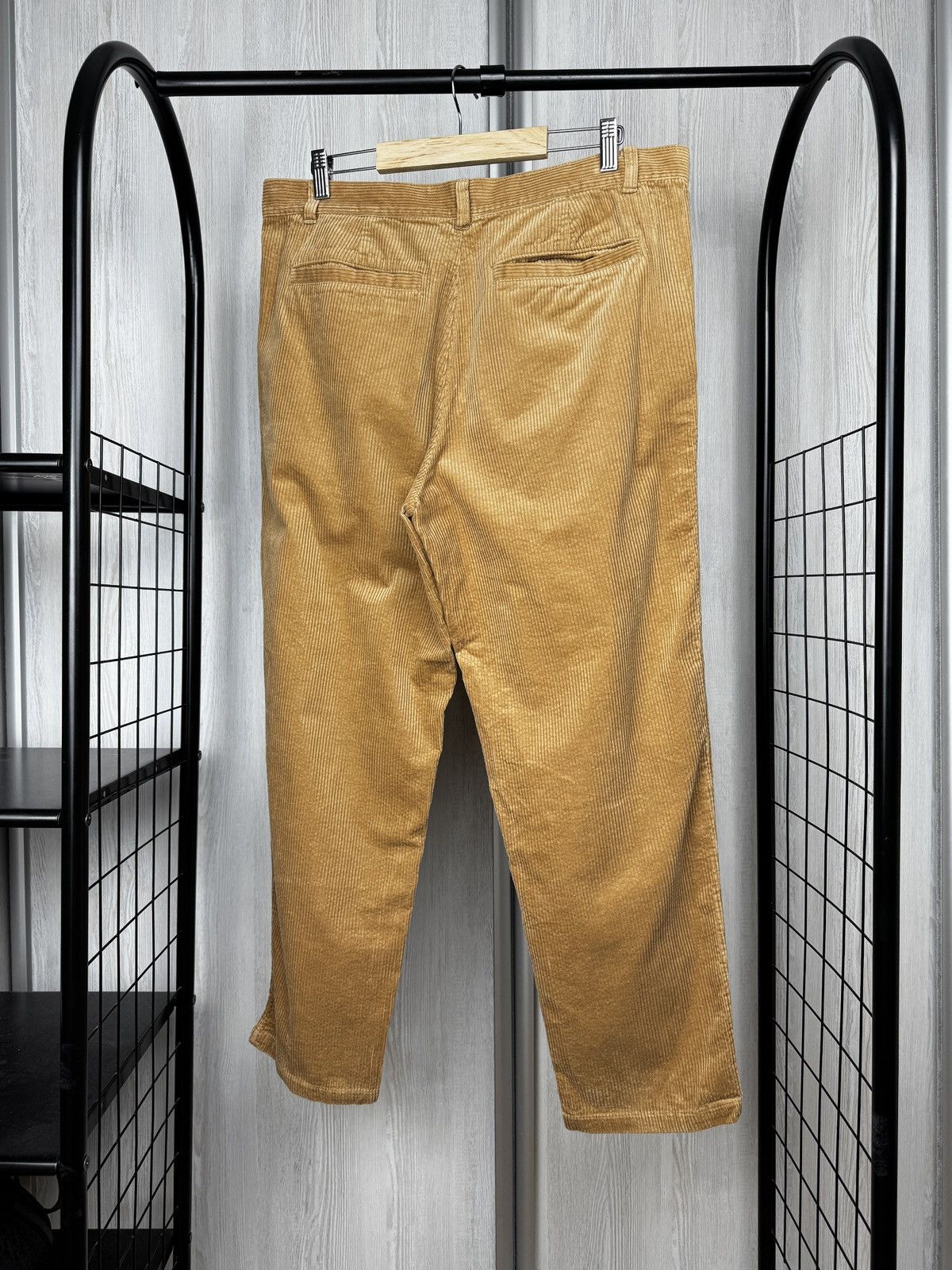 Cos COS Relaxed Fit Corduroy Cropped Pants size 52 Size US 36 / EU 52 - 5 Thumbnail