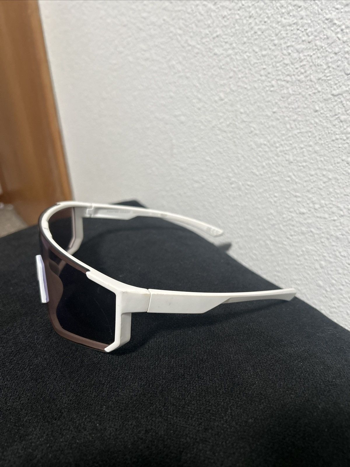 Foster Grant Foster Grant Cali Blue Trend Men's Shield Sunglasses Size ONE SIZE - 3 Thumbnail