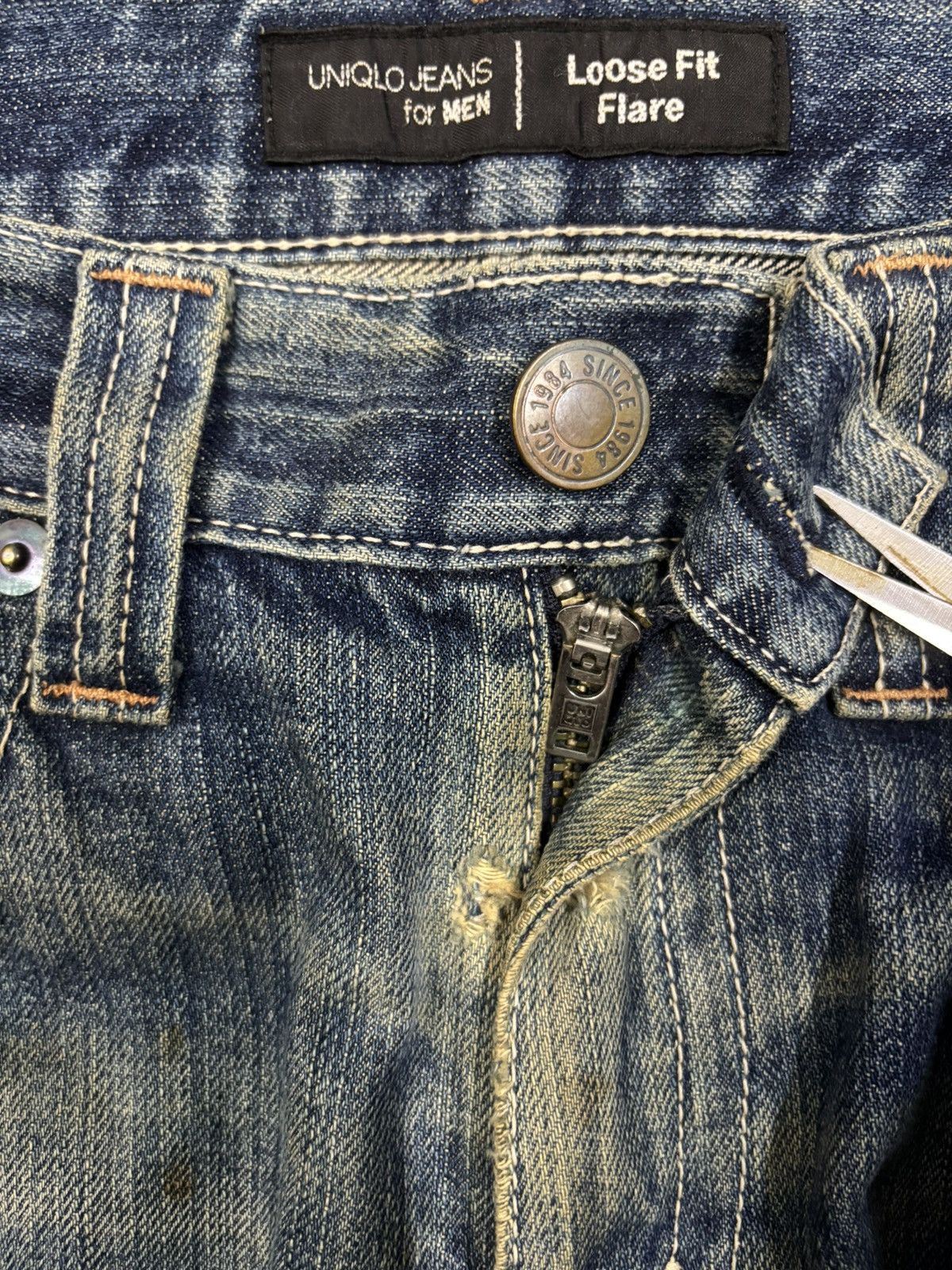 Undercover × Uniqlo Vintage 90s Uniqlo Mud Wash Loose Fit Flare Distressed Jeans Size US 31 - 18 Thumbnail