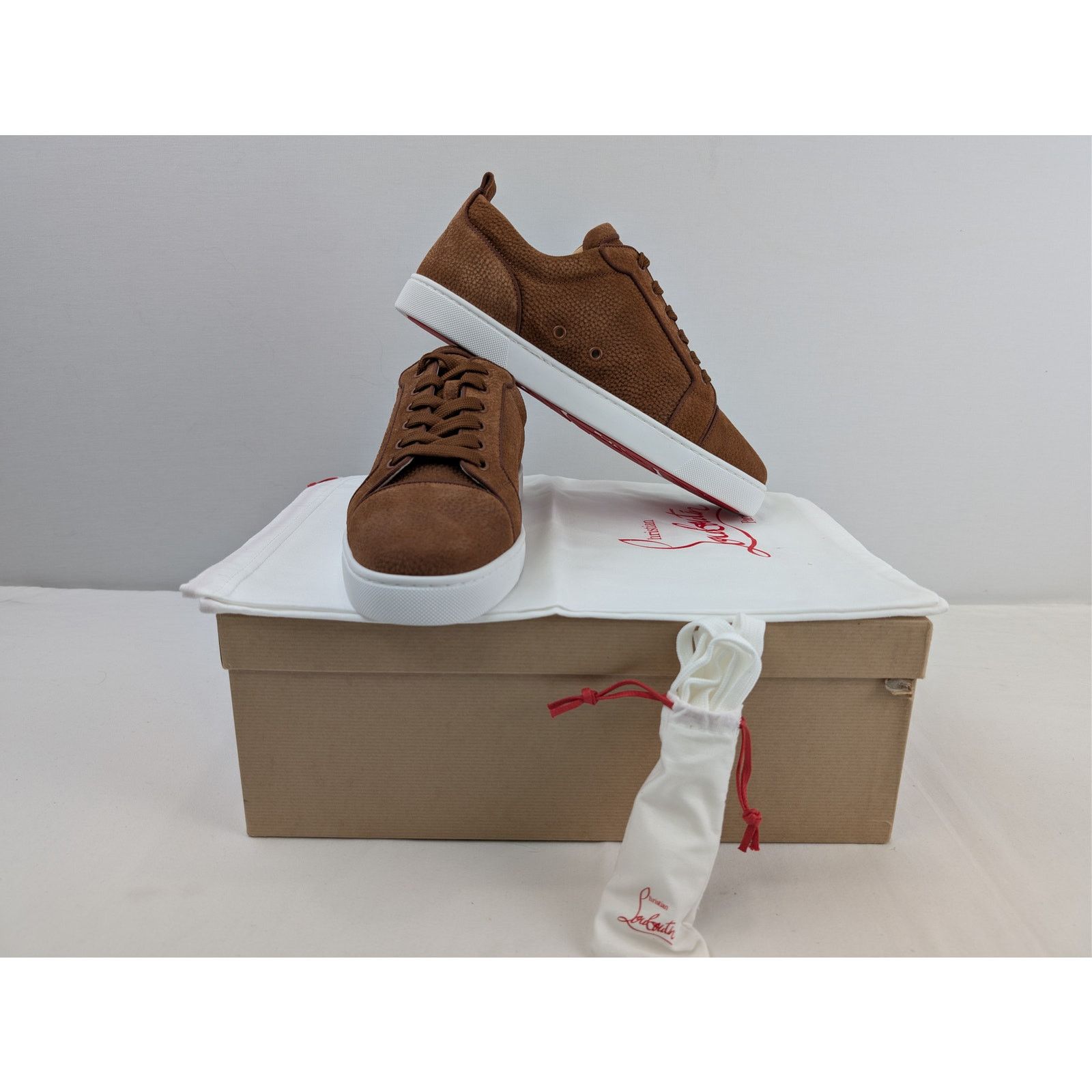 Christian Louboutin o1rshd1 Louis Junior Orlato Flat Shoe Sneakers Brown/White Size US 10 / EU 43 - 20 Thumbnail