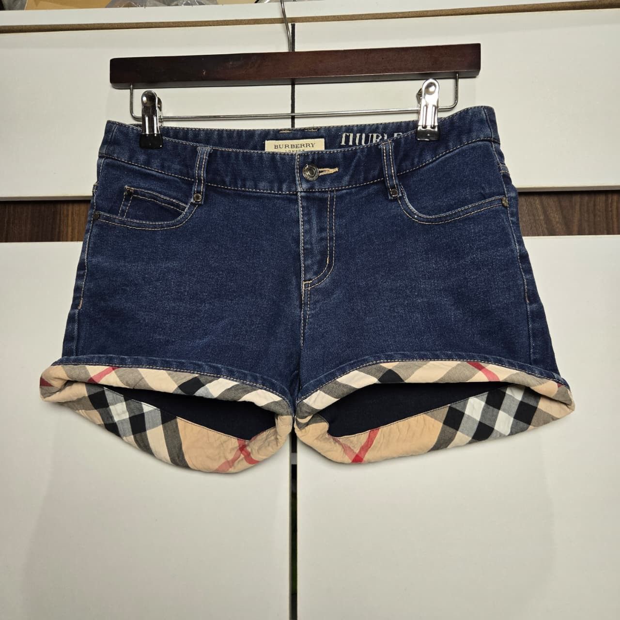 Burberry Burberry London "Thurleston" Vintage Nova Check Cuff Denim Size 25" / US 0 / IT 36 - 1 Thumbnail