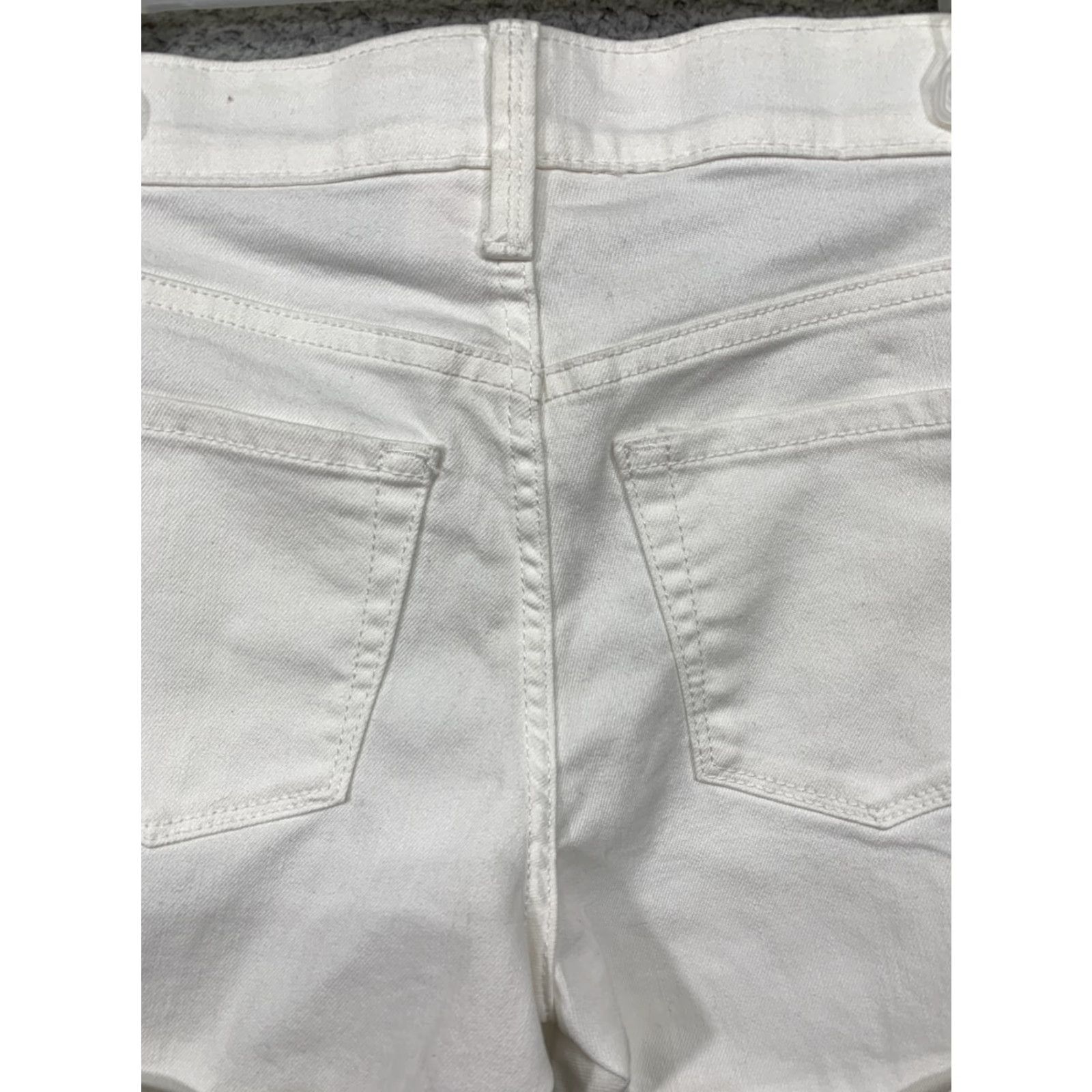 Vintage Isabel Maternity Shorts Midi White Casual 2 Back Pockets Belt Loops NWT Womens Modern Vintage: No Size 26" / US 2 / IT 38 - 6 Thumbnail