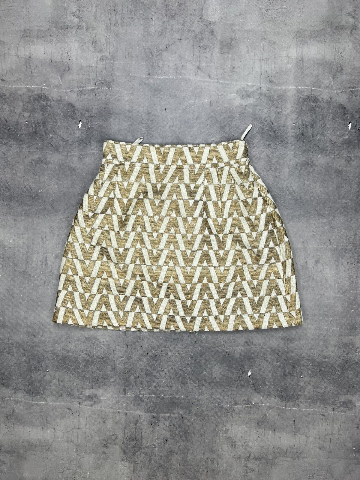 Valentino Valentino VLOGO Gold White Monogram Mini Skirt Skort Sz 42 Size 28" / US 6 / IT 42 - 1 Thumbnail