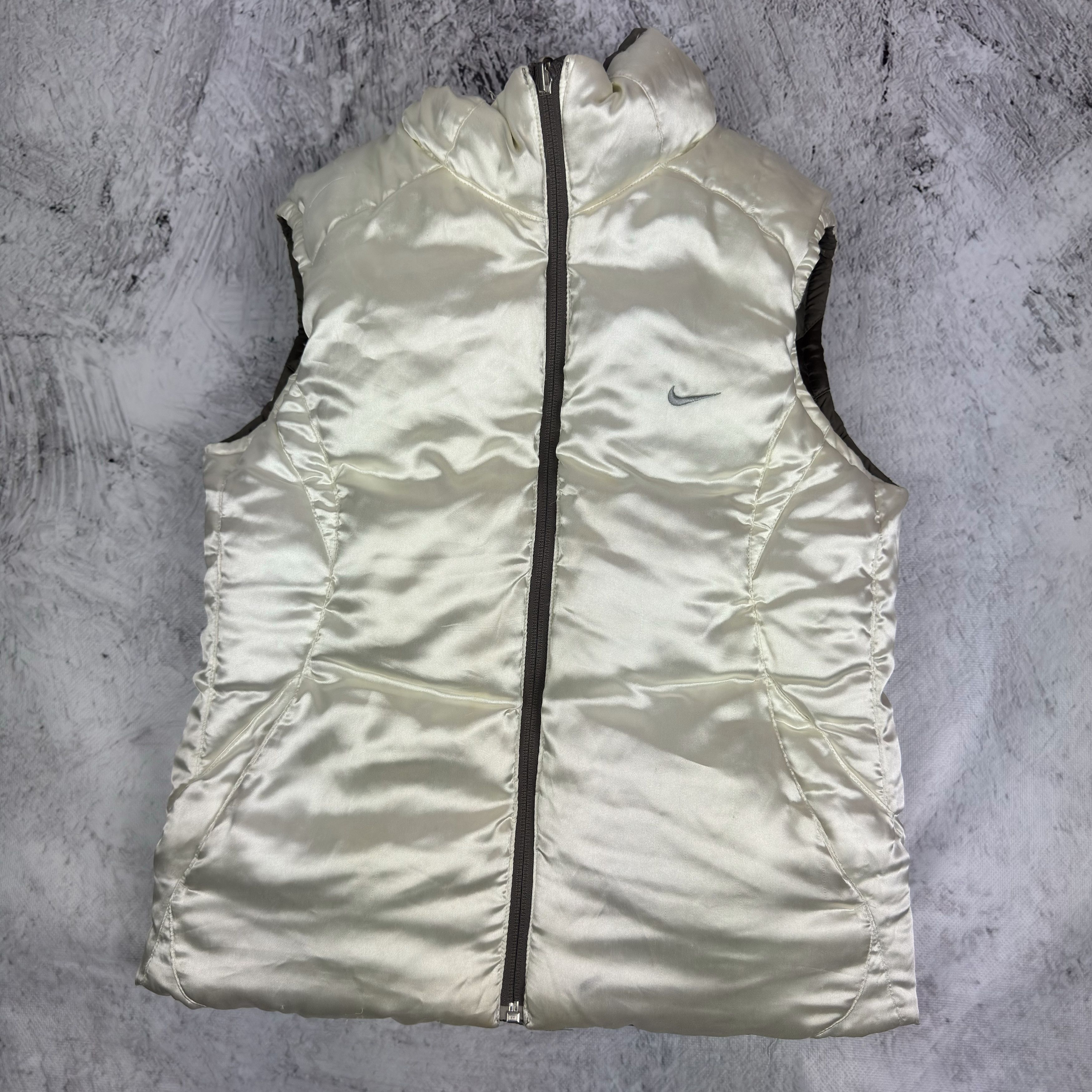 Nike Nike Women's Olive Green Full Zip Reversible Puffer Vest S Size S / US 4 / IT 40 - 7 Thumbnail