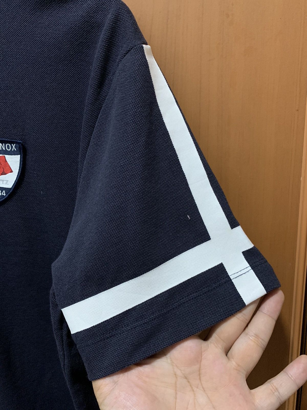 Victorinox Victorinox Polo Shirt Swiss Cross Shield Emblem Size US L / EU 52-54 / 3 - 7 Thumbnail