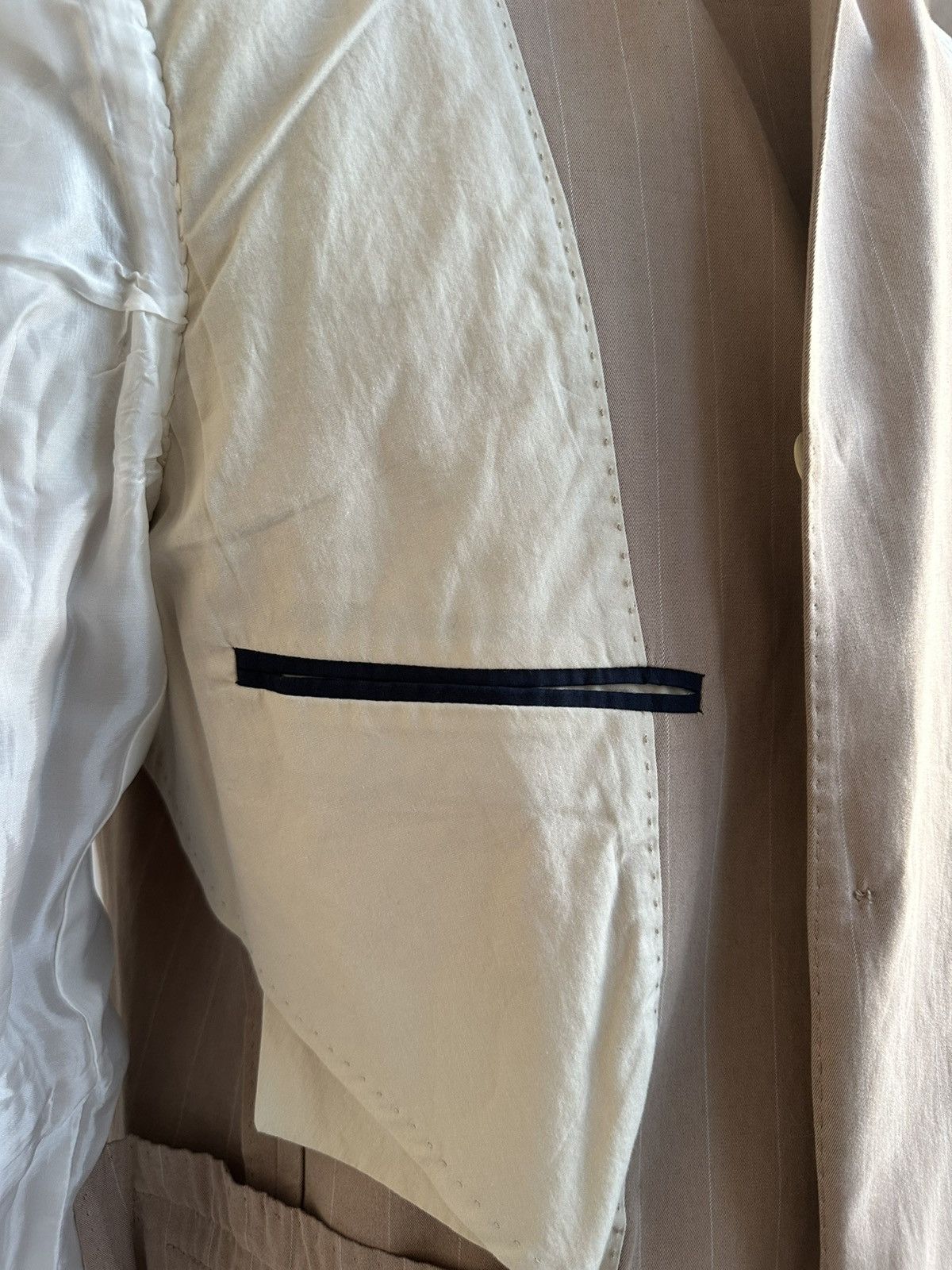 Brunello Cucinelli DEAL! Brunello Cucinelli Beige Stripped Blazer Size 42R - 7 Thumbnail