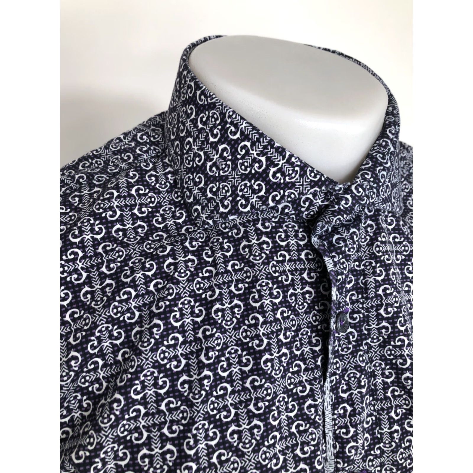 Vintage BOGOSSE Shirt Paisley 1XLT Big & Tall Button-Up Short Sleeve Purple Black White Men EXCELLENT Size US XL / EU 56 / 4 - 3 Thumbnail