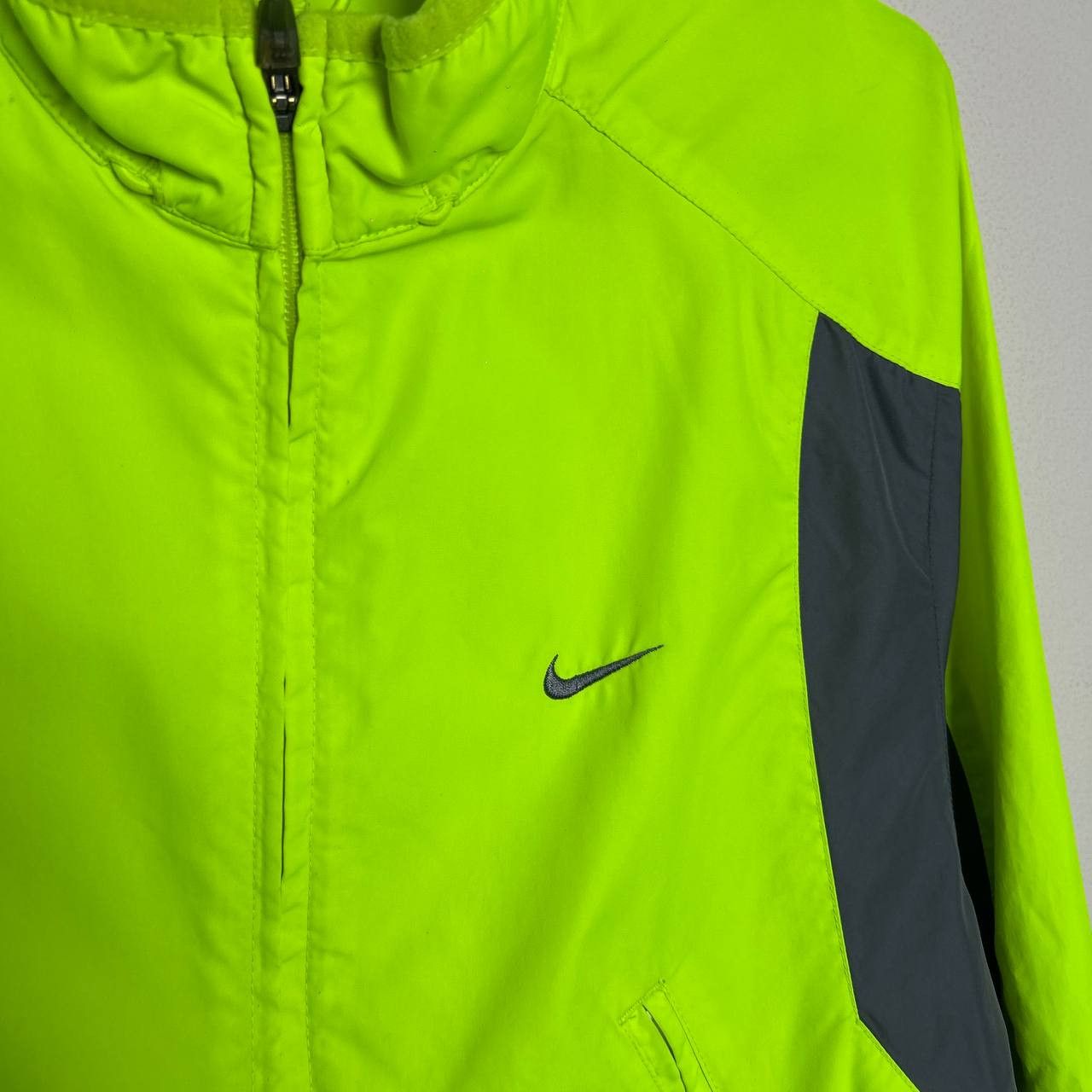 Nike Vintage Nike Dri Fit Nylon sportswear training jacket Size US M / EU 48-50 / 2 - 3 Thumbnail