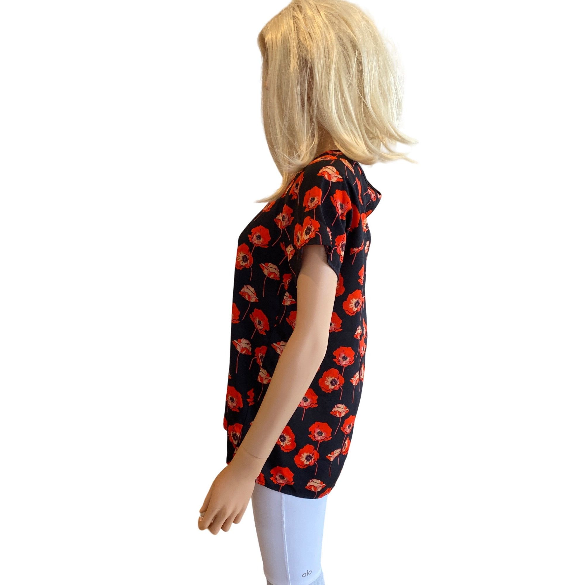 Designer CAbi Red Poppies Short Sleeve Blouse Tunic W's Small Split B Size S / US 4 / IT 40 - 10 Thumbnail