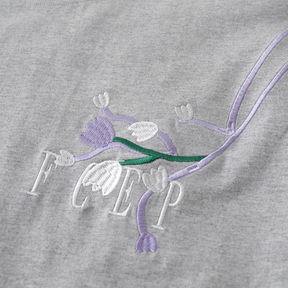 Vintage Men's hip-hop loose casual floral embroidered T-shirt Size US M / EU 48-50 / 2 - 4 Thumbnail