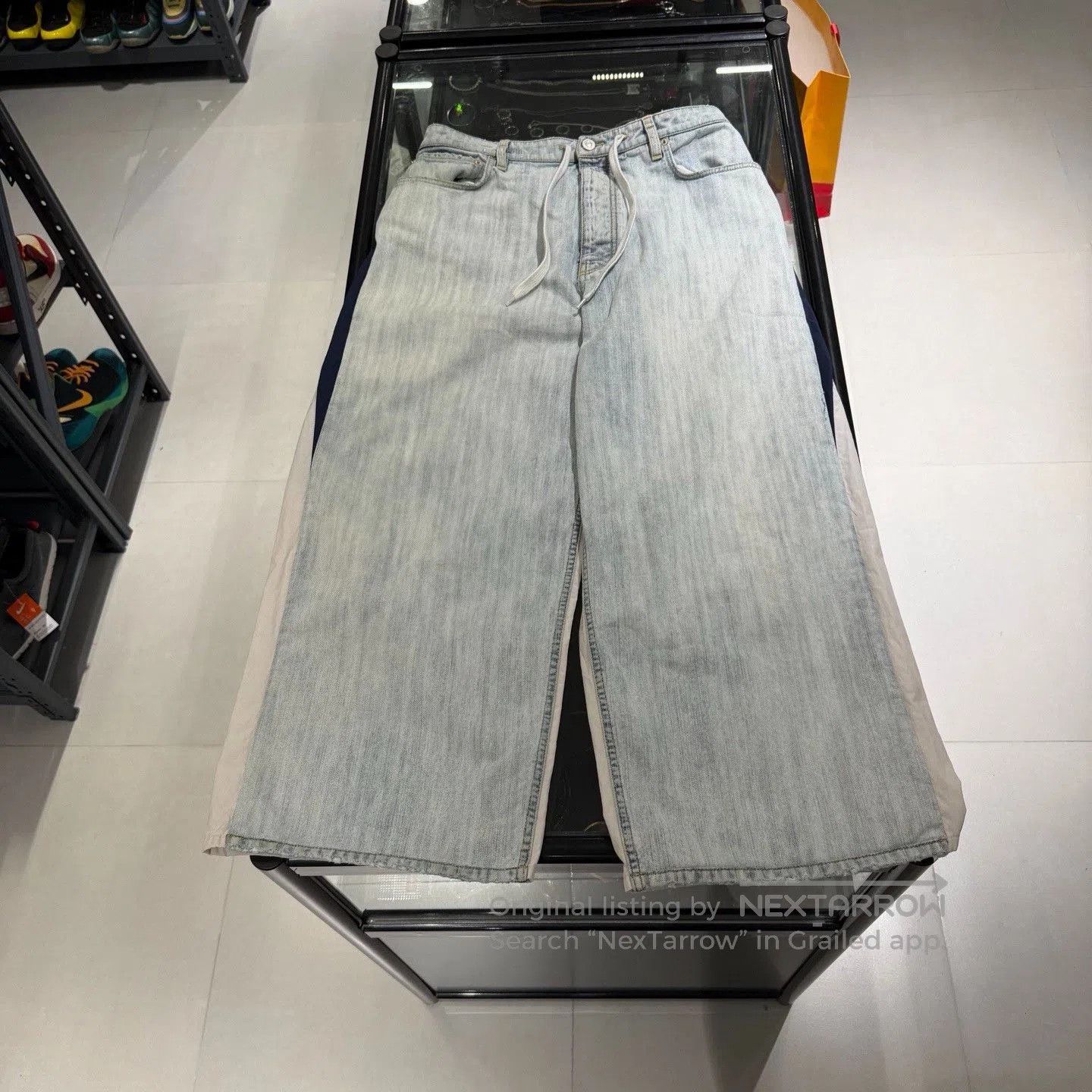 Balenciaga Balenciaga Baggy Indigo Patchwork Jeans. Size 31" - 3 Thumbnail