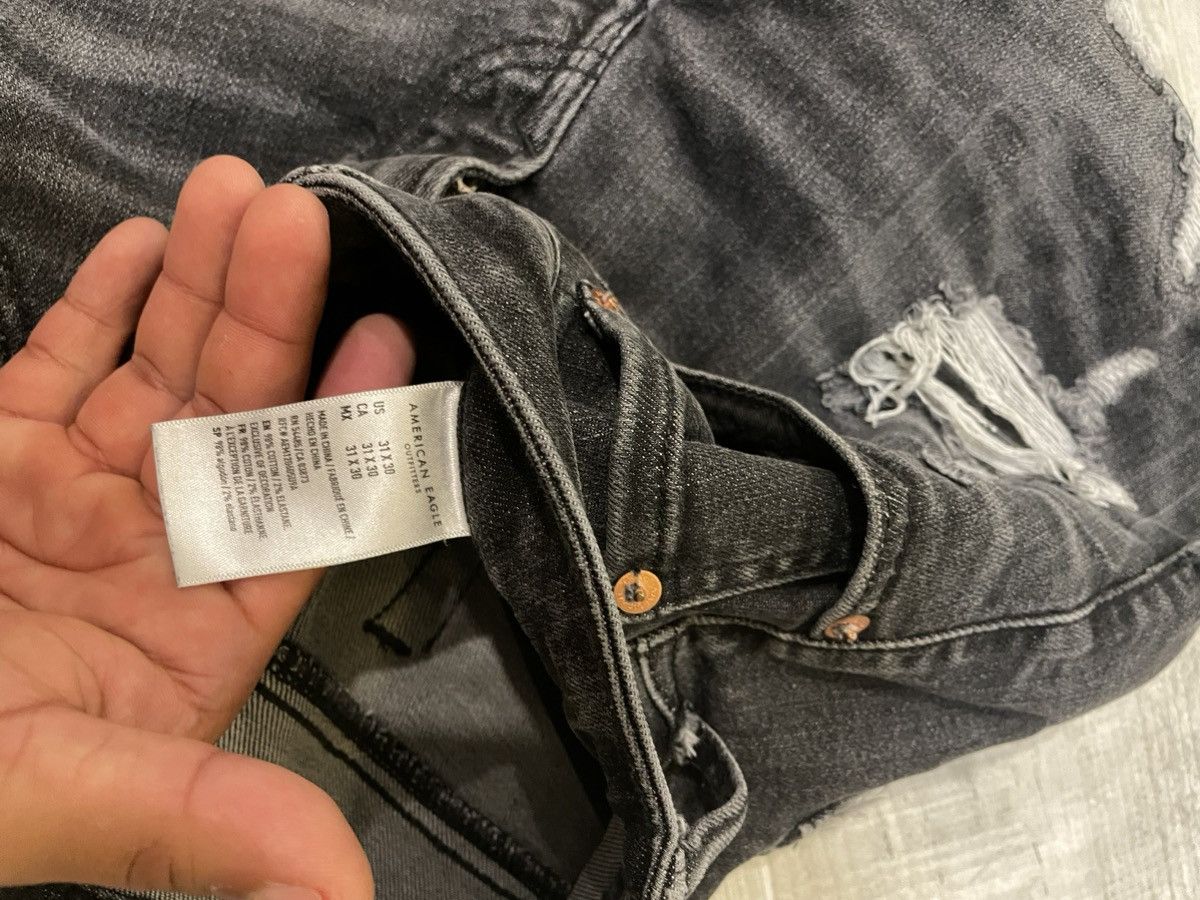 American Eagle Outfitters AMERICAN EAGLE FLEX 31X30 BLACK DISTRESSED PANTS Size US 31 - 3 Thumbnail