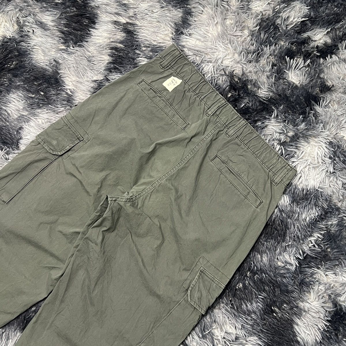 Uniqlo Uniqlo Loose Jogger Cargo Pants Size US 30 / EU 46 - 4 Thumbnail